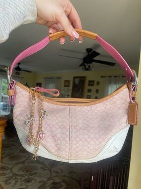 Coach Pink Signature Canvas Hobo Bag with Leather Trim and charms🌸✨🫶